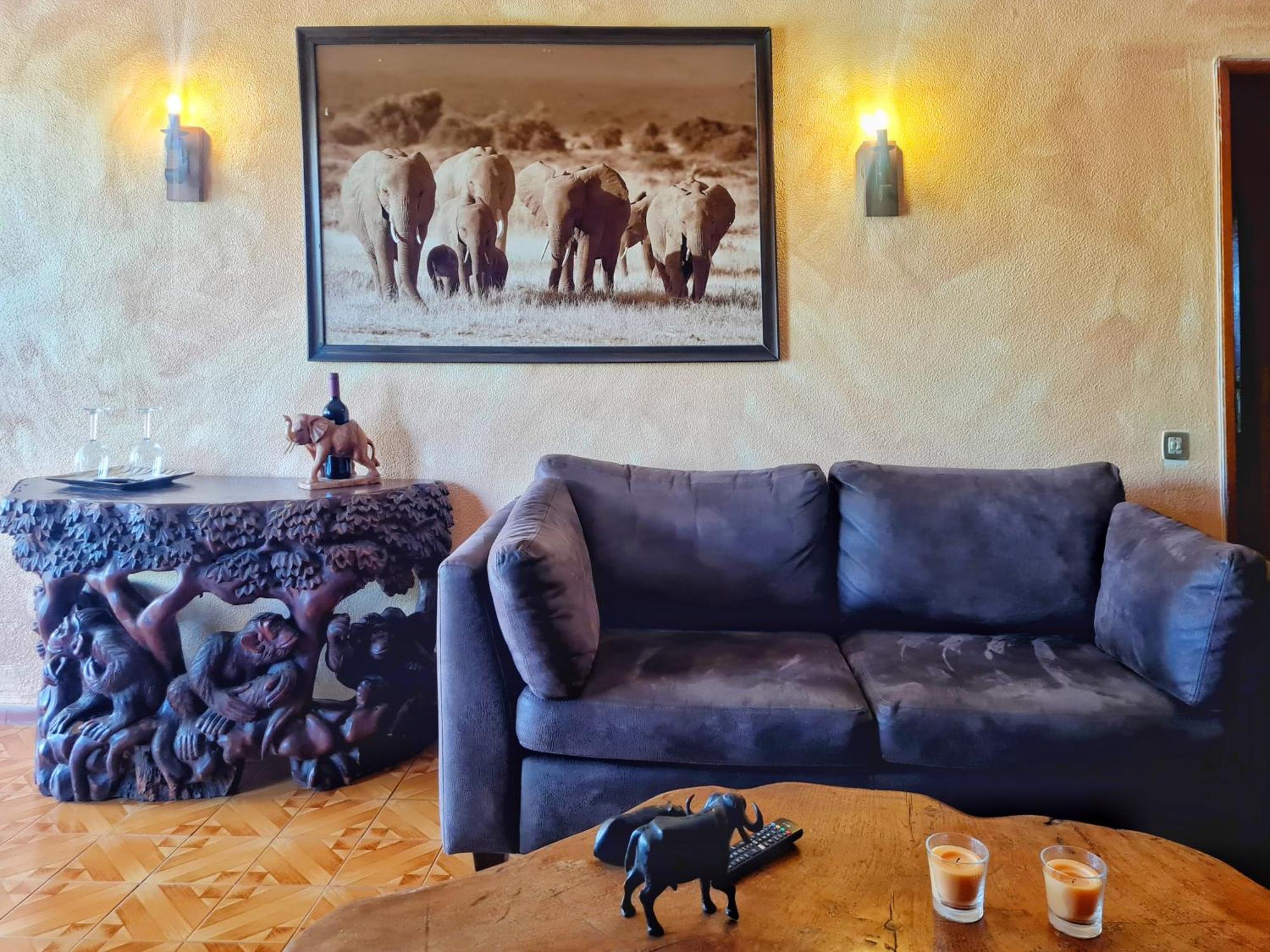 Villa Paraiso - Naturism Optional Adults Only 포르체스 객실 사진