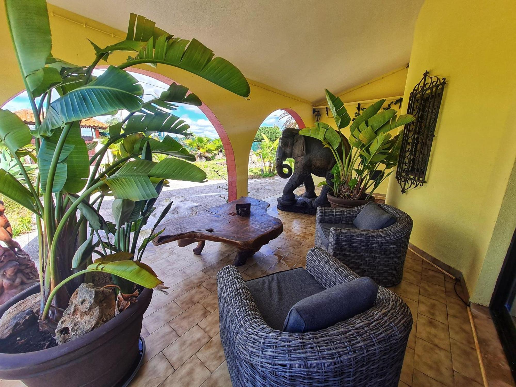 Villa Paraiso - Naturism Optional Adults Only 포르체스 객실 사진