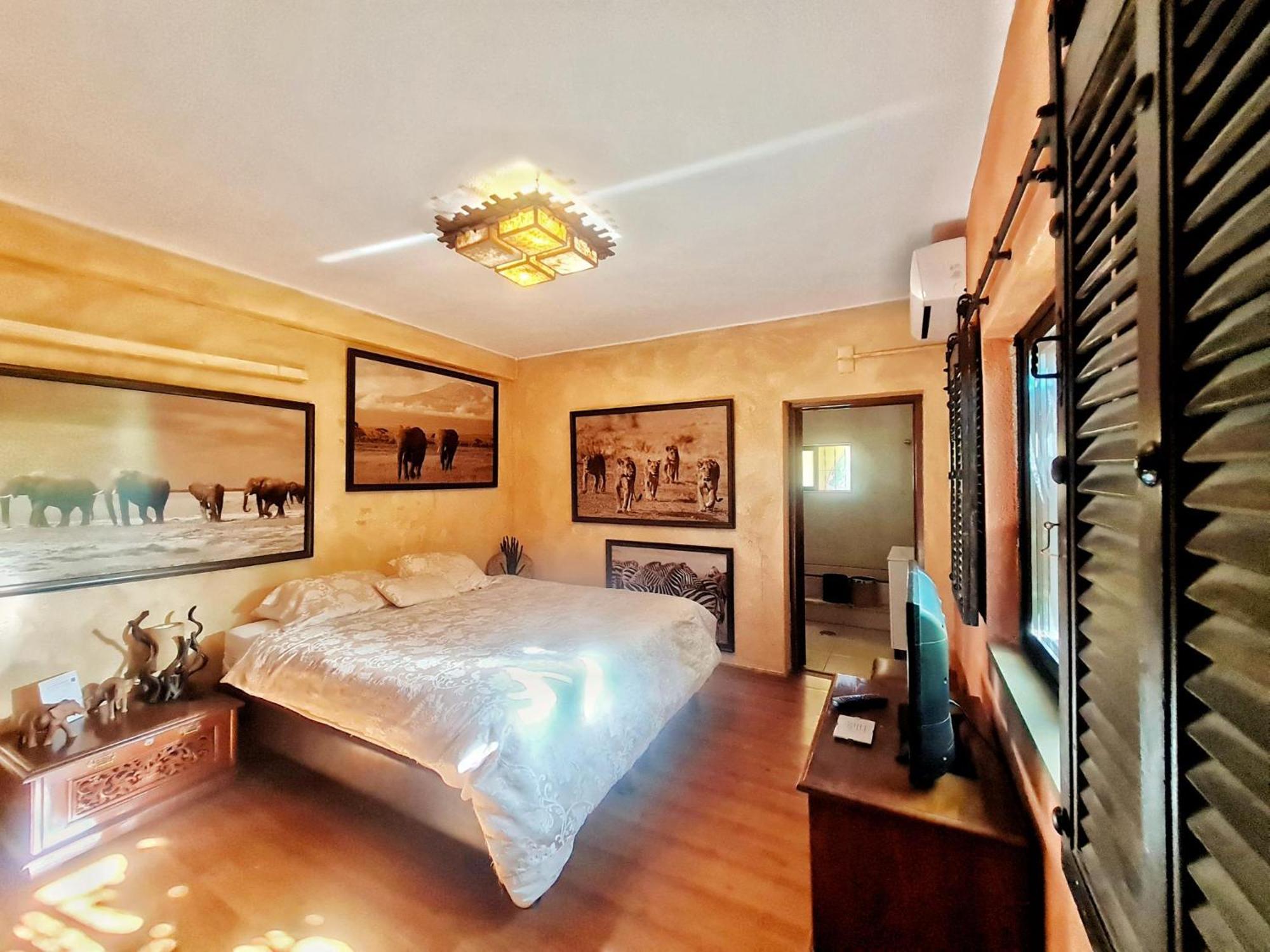 Villa Paraiso - Naturism Optional Adults Only 포르체스 외부 사진