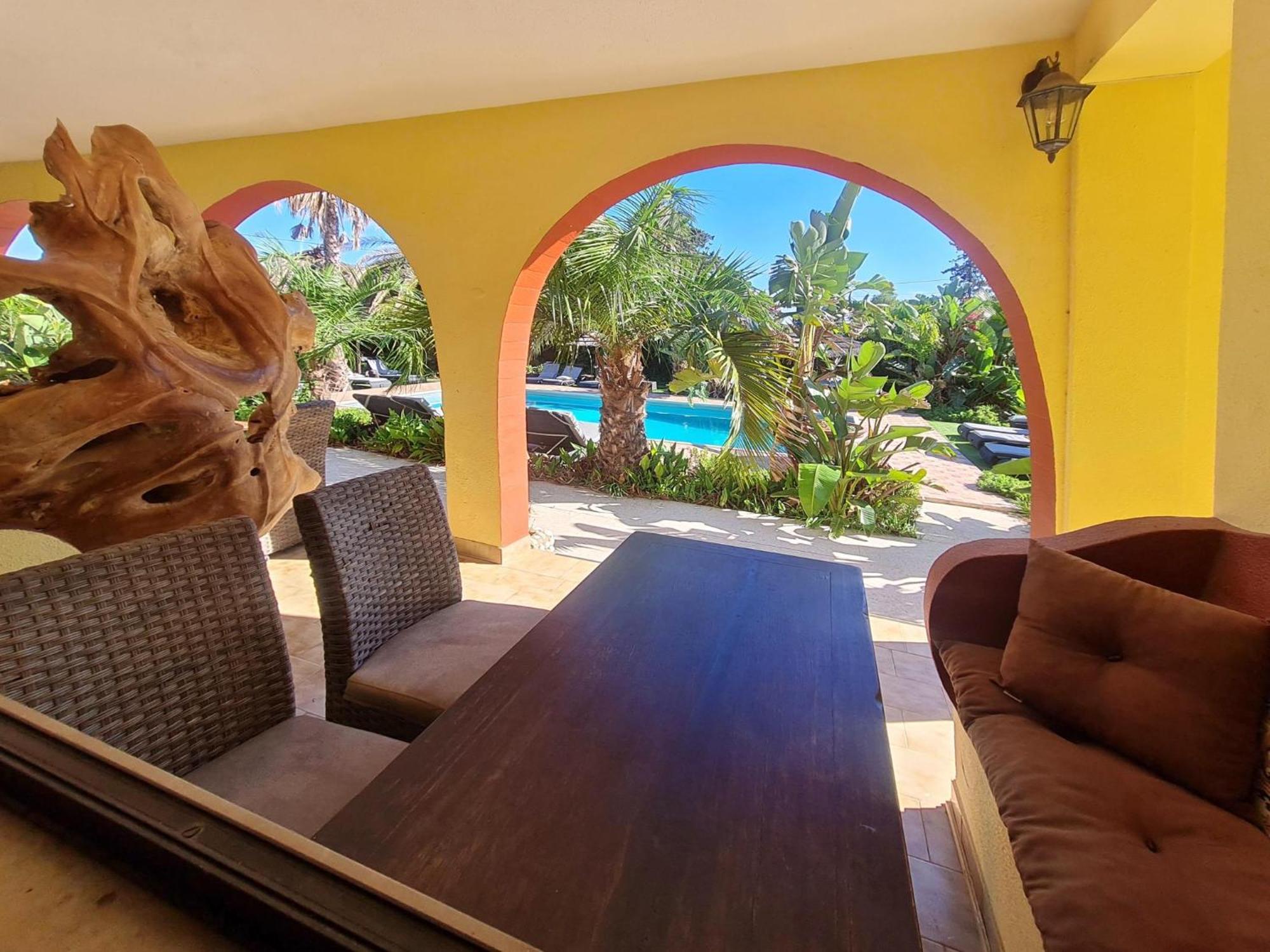 Villa Paraiso - Naturism Optional Adults Only 포르체스 외부 사진