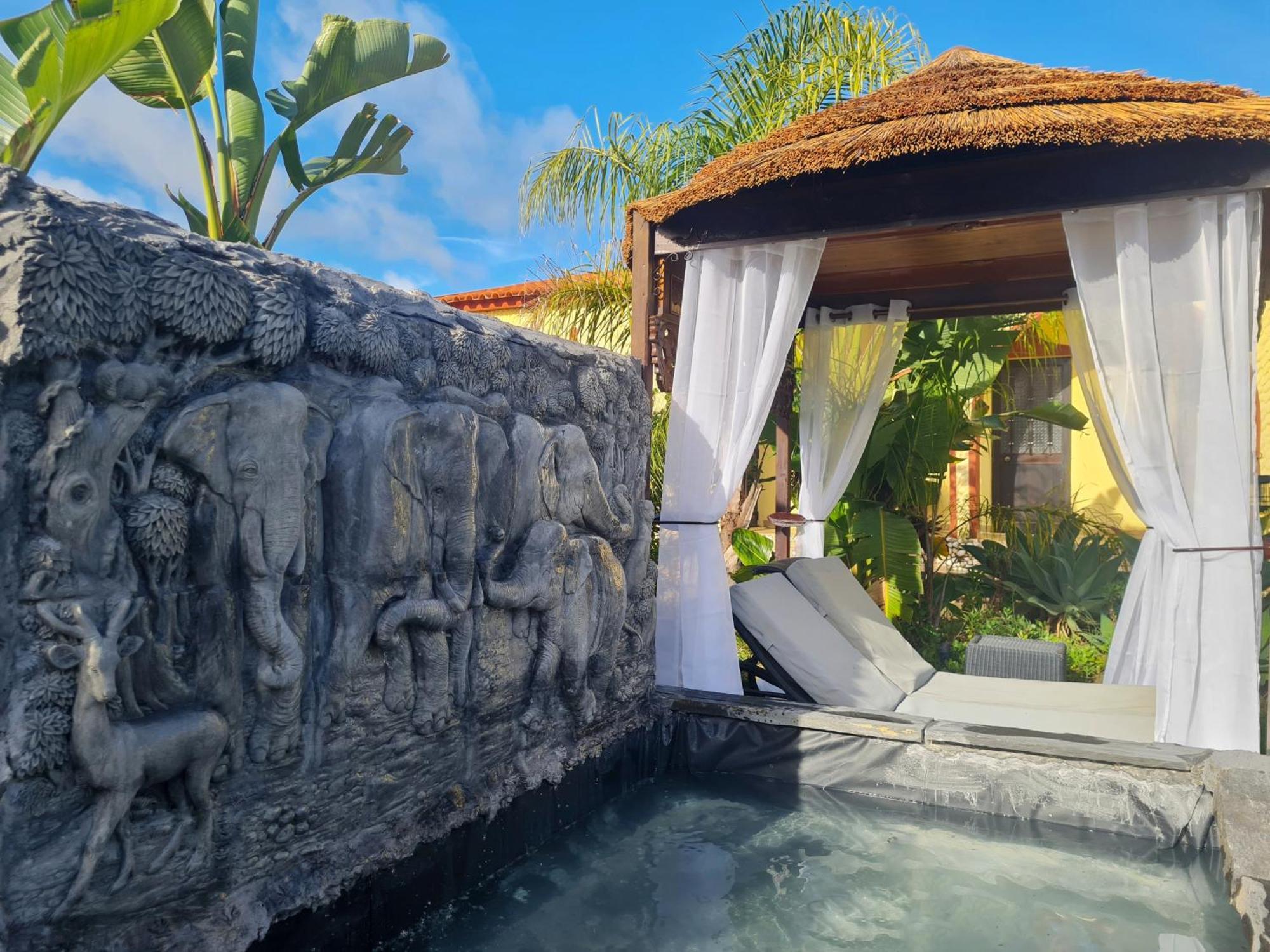 Villa Paraiso - Naturism Optional Adults Only 포르체스 외부 사진